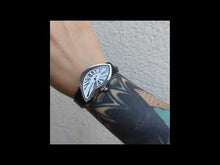 Cargar y reproducir el video en el visor de la galería, Reloj Dalí broche clásico