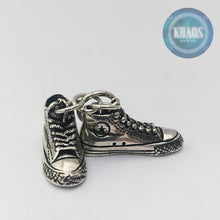 Cargar imagen en el visor de la galería, Colgante converse