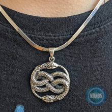 Cargar imagen en el visor de la galería, Colgante Wuivre