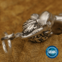 Cargar imagen en el visor de la galería, Una mujer desnuda