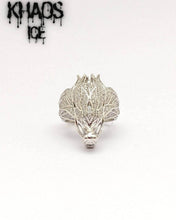 Cargar imagen en el visor de la galería, Anillo dragón zirconia cubica
