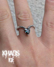 Cargar imagen en el visor de la galería, Anillo aries ajustable
