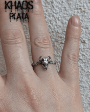 Cargar imagen en el visor de la galería, Anillo cabra
