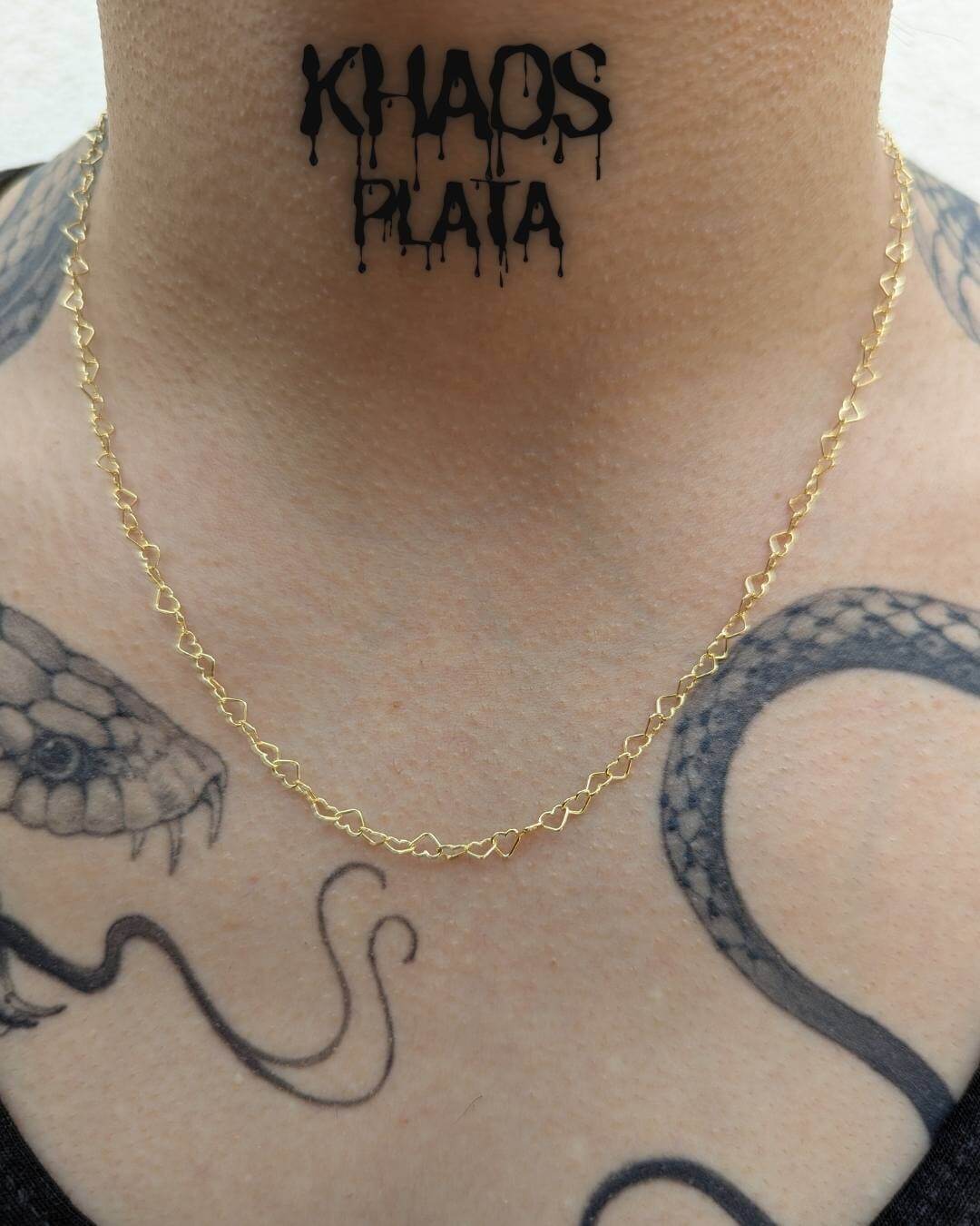 Cadena corazones en promoción 50 cm acabado en oro 18k