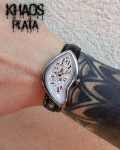 Cargar imagen en el visor de la galería, Reloj Dalí broche especial
