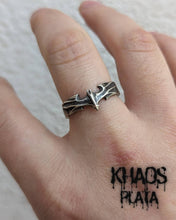 Cargar imagen en el visor de la galería, Anillo batman ajustable
