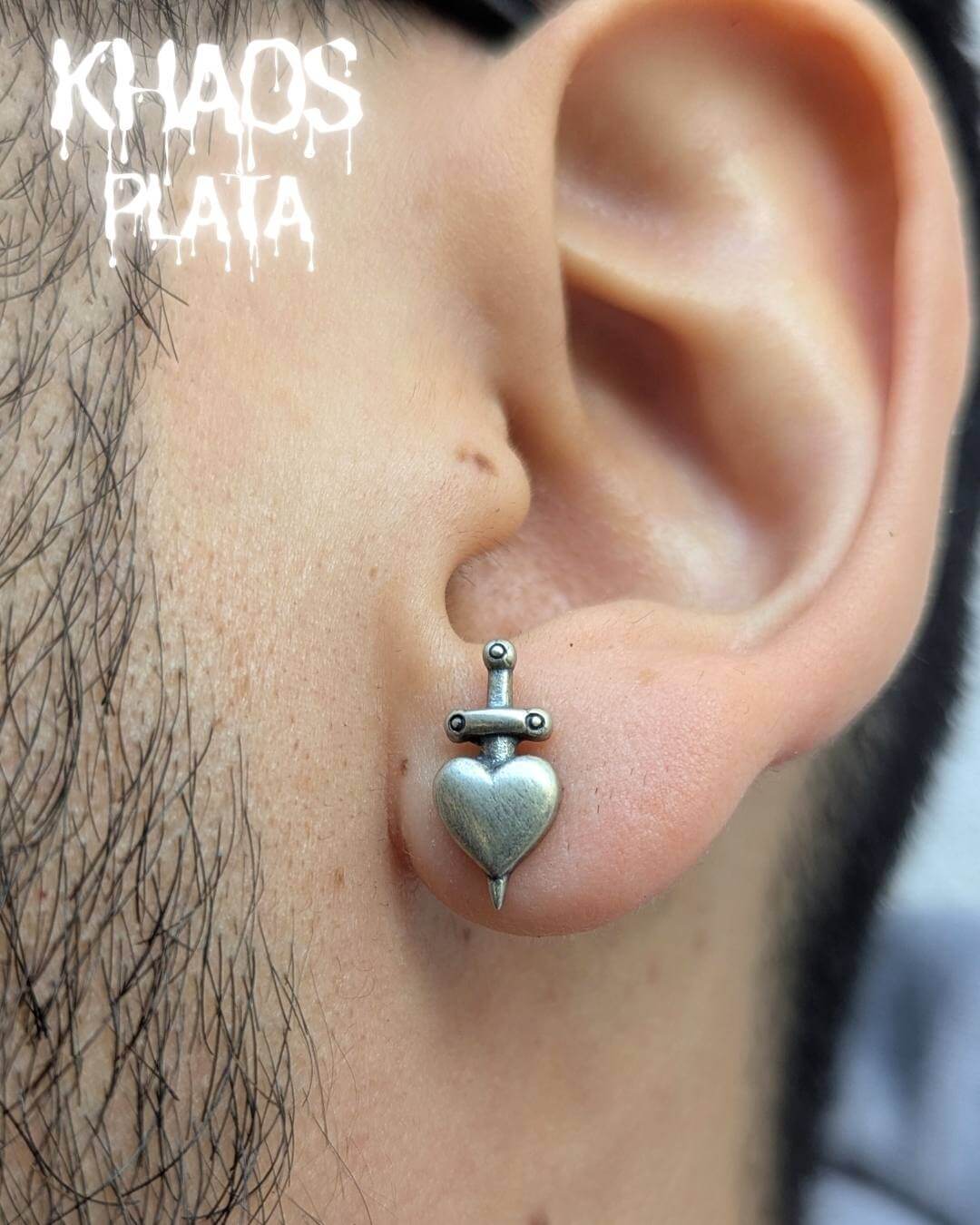 Aros corazón daga par