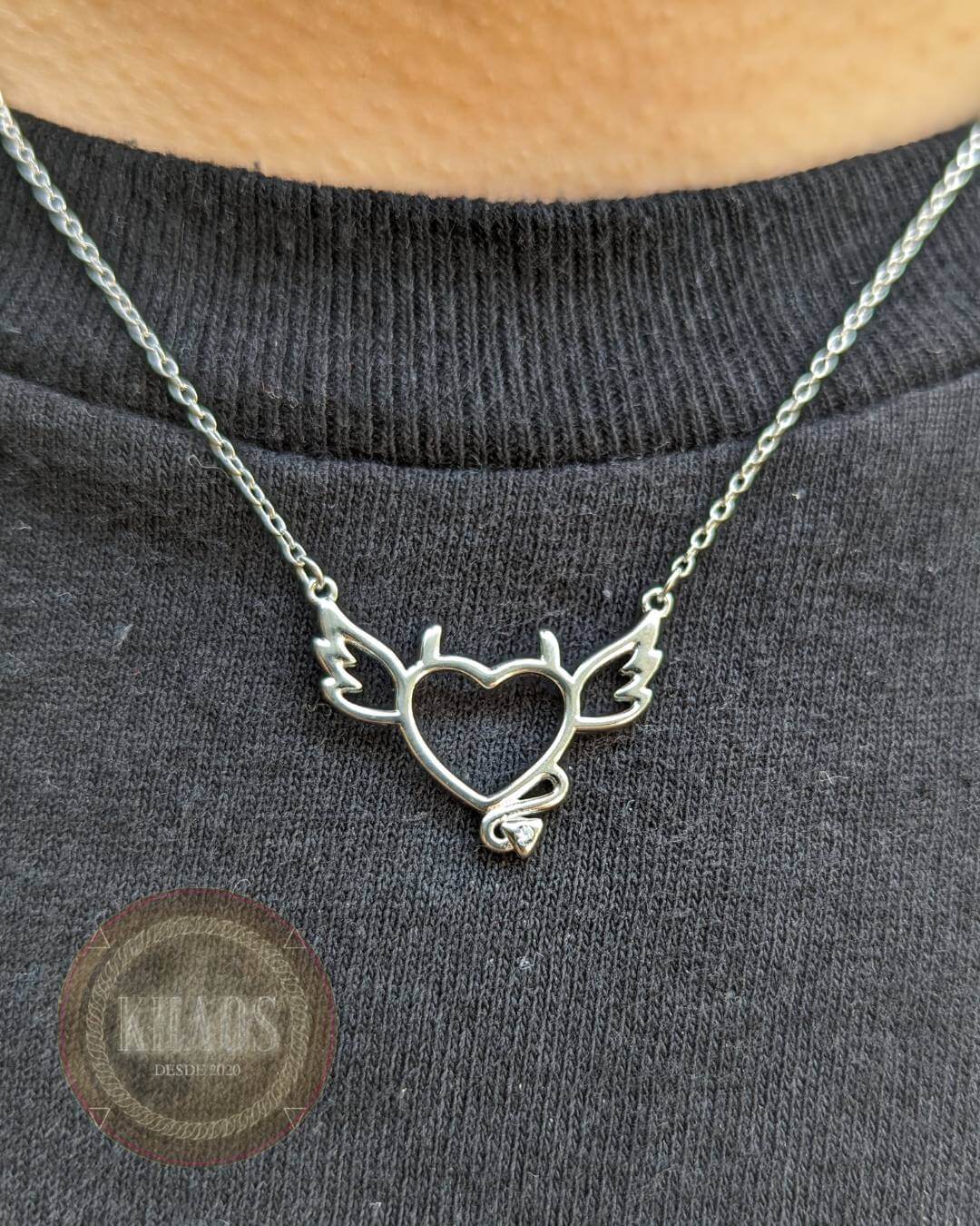 Collar corazón diablo 3 con cadena de 45 cms