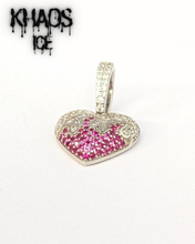Cargar imagen en el visor de la galería, Collar corazón en llamas zirconia cubica
