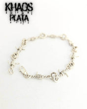 Cargar imagen en el visor de la galería, Pulsera alambre de púas
