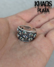 Cargar imagen en el visor de la galería, Anillo calavera ajustable 5
