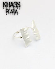 Cargar imagen en el visor de la galería, Anillo beso ajustable
