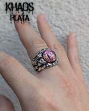 Cargar imagen en el visor de la galería, Anillo ojo de dragón ajustable
