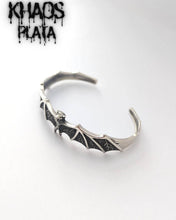 Cargar imagen en el visor de la galería, Brazalete nóctulo
