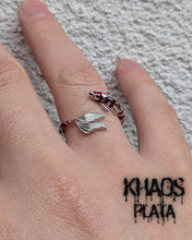 Cargar imagen en el visor de la galería, Anillo pez koi ajustable
