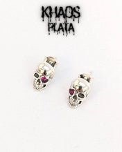 Cargar imagen en el visor de la galería, Aros calavera 4 par

