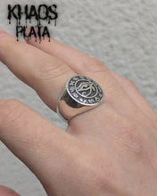 Cargar imagen en el visor de la galería, Anillo ojo de Ra 1
