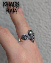 Cargar imagen en el visor de la galería, Anillo Odín 2
