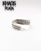 Cargar imagen en el visor de la galería, Anillo pluma ajustable
