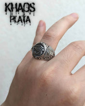 Cargar imagen en el visor de la galería, Anillo ojo de Ra 2
