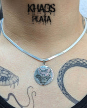 Cargar imagen en el visor de la galería, Lobo Vikingo 3
