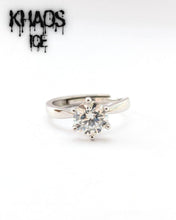 Cargar imagen en el visor de la galería, Anillo lujo moissanita 2 CT ajustable
