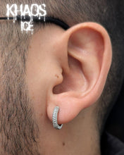 Cargar imagen en el visor de la galería, Aros argolla zirconia cubica 13 mm par
