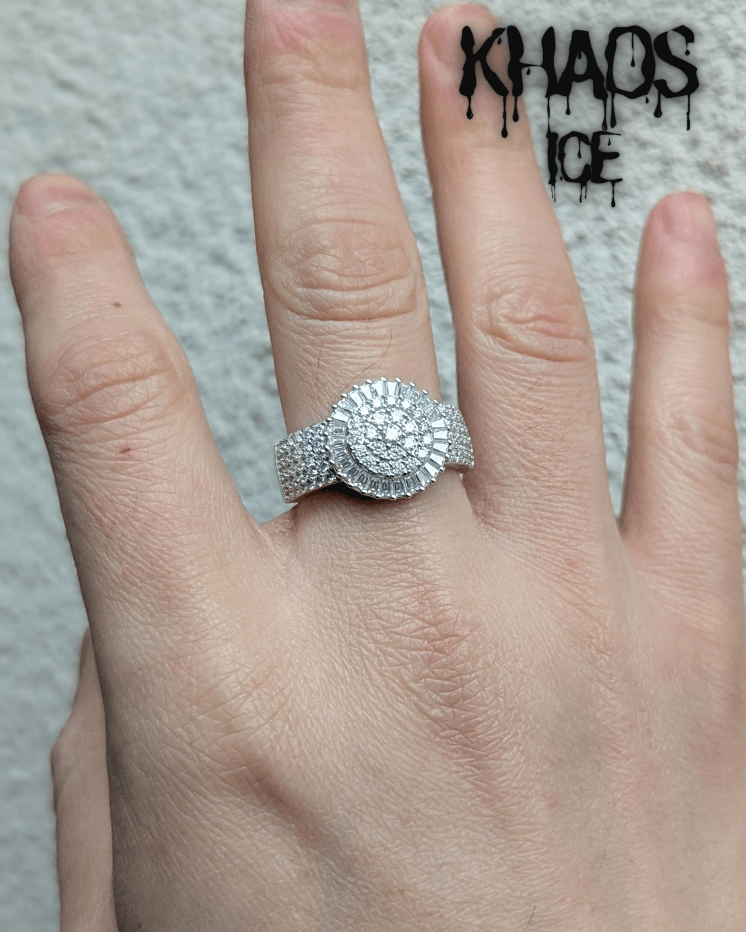 Anillo redondo baguette moissanita