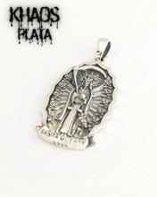 Cargar imagen en el visor de la galería, Colgante Santa Muerte 2
