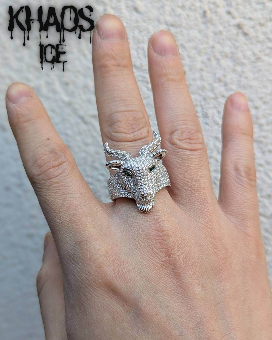 Anillo GOAT moissanita