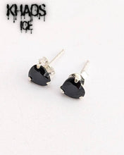 Cargar imagen en el visor de la galería, Aros corazón 4.5 mm par

