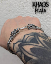 Cargar imagen en el visor de la galería, Brazalete dragón tejido 5 MM
