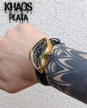 Cargar imagen en el visor de la galería, Reloj Dalí broche clásico
