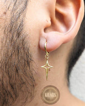 Cargar imagen en el visor de la galería, Estrella Par acabado en oro 18k
