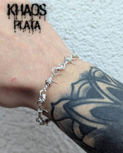 Cargar imagen en el visor de la galería, Pulsera alambre de púas
