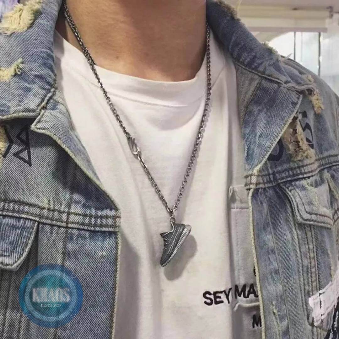 Colgante ADIDAS yezzy