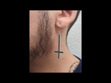 Cargar y reproducir el video en el visor de la galería, Aros cruz invertida par
