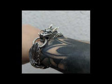 Cargar y reproducir el video en el visor de la galería, Brazalete dragón 60 gramos
