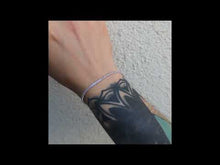 Cargar y reproducir el video en el visor de la galería, Pulsera tennis amatista 2 mm
