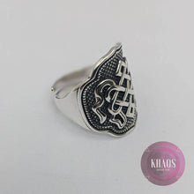 Cargar imagen en el visor de la galería, Anillo escudo ajustable
