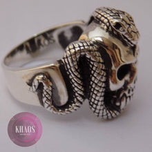 Cargar imagen en el visor de la galería, Anillo cráneo y serpiente 1
